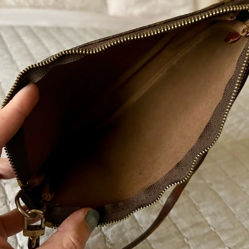 Vintage Louis Vuitton Pochette Accessoires - Picture 8 of 15